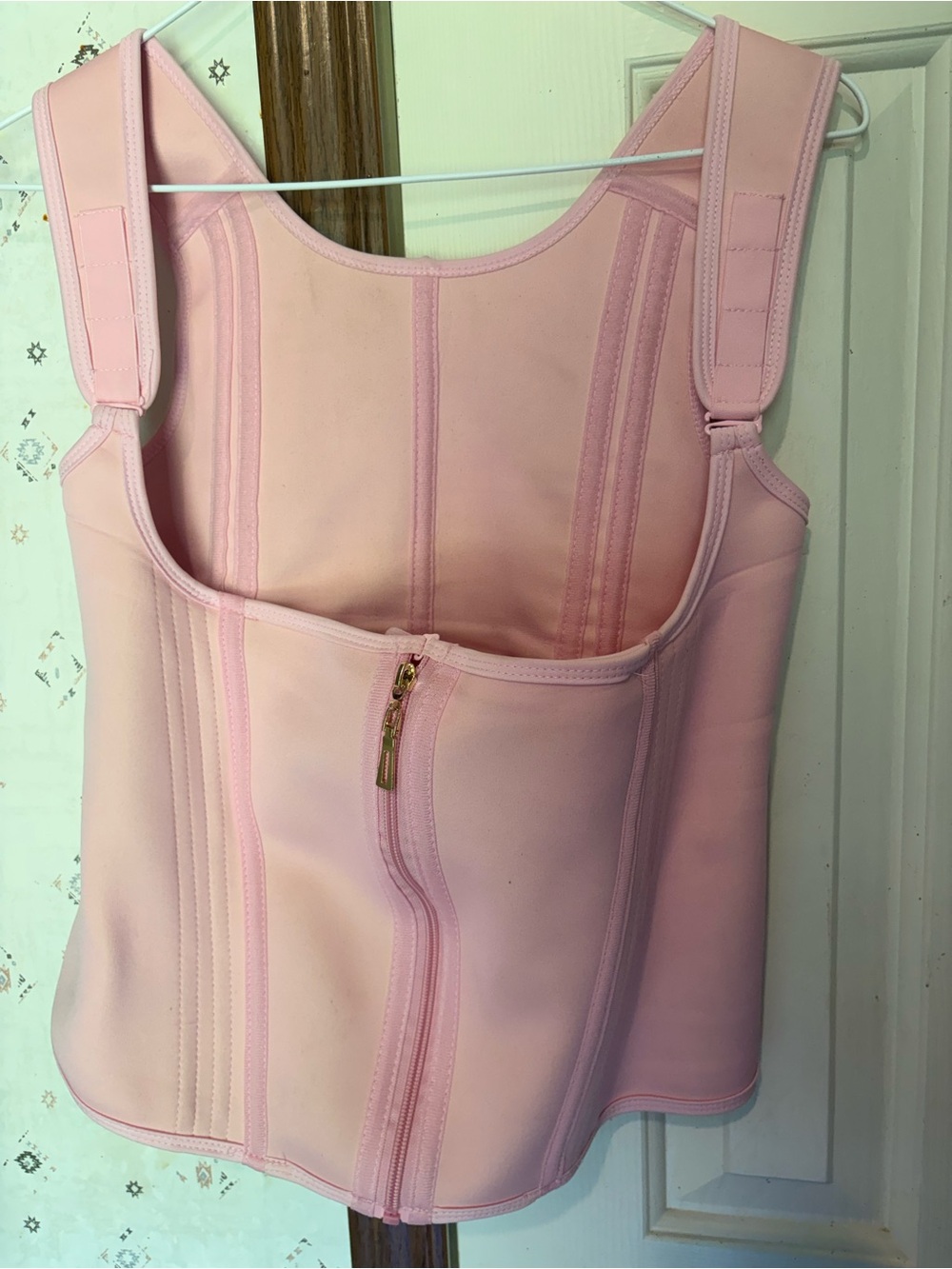 Women’s Pink Front-Zip Shapewear Vest